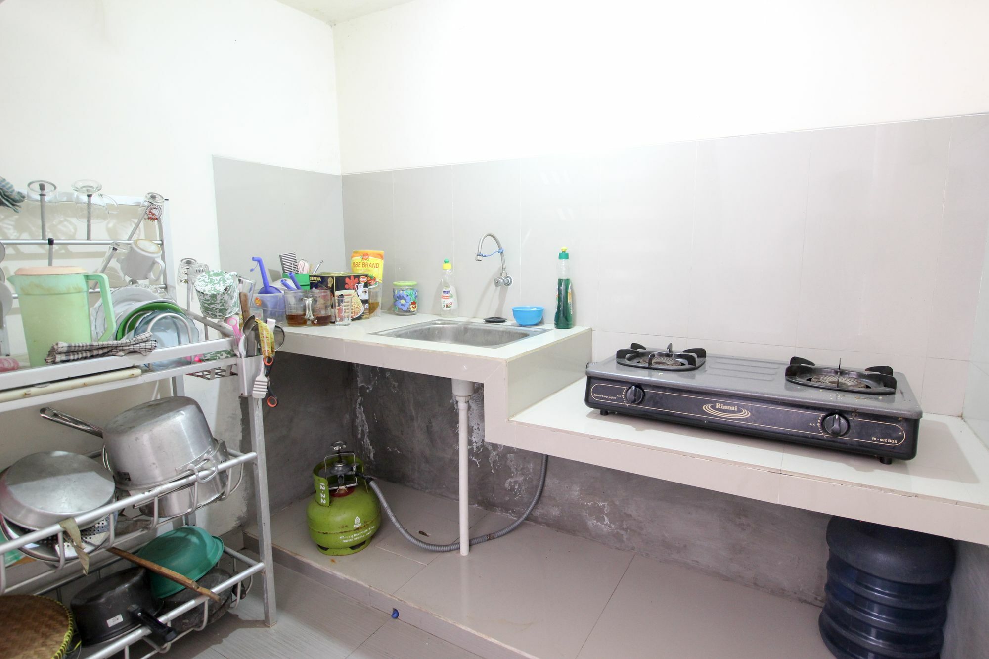 Reddoorz Plus Near Stie Ykpn 2 Maguwo Экстерьер фото